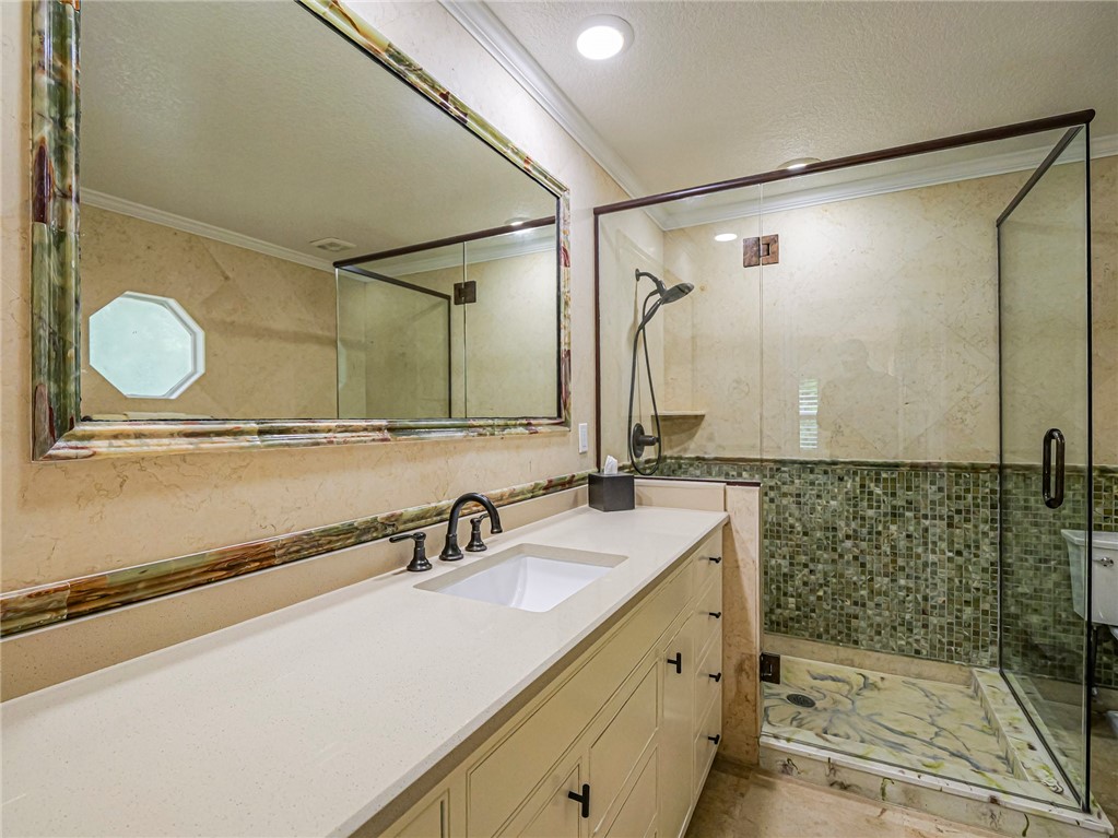 215 8th Terrace