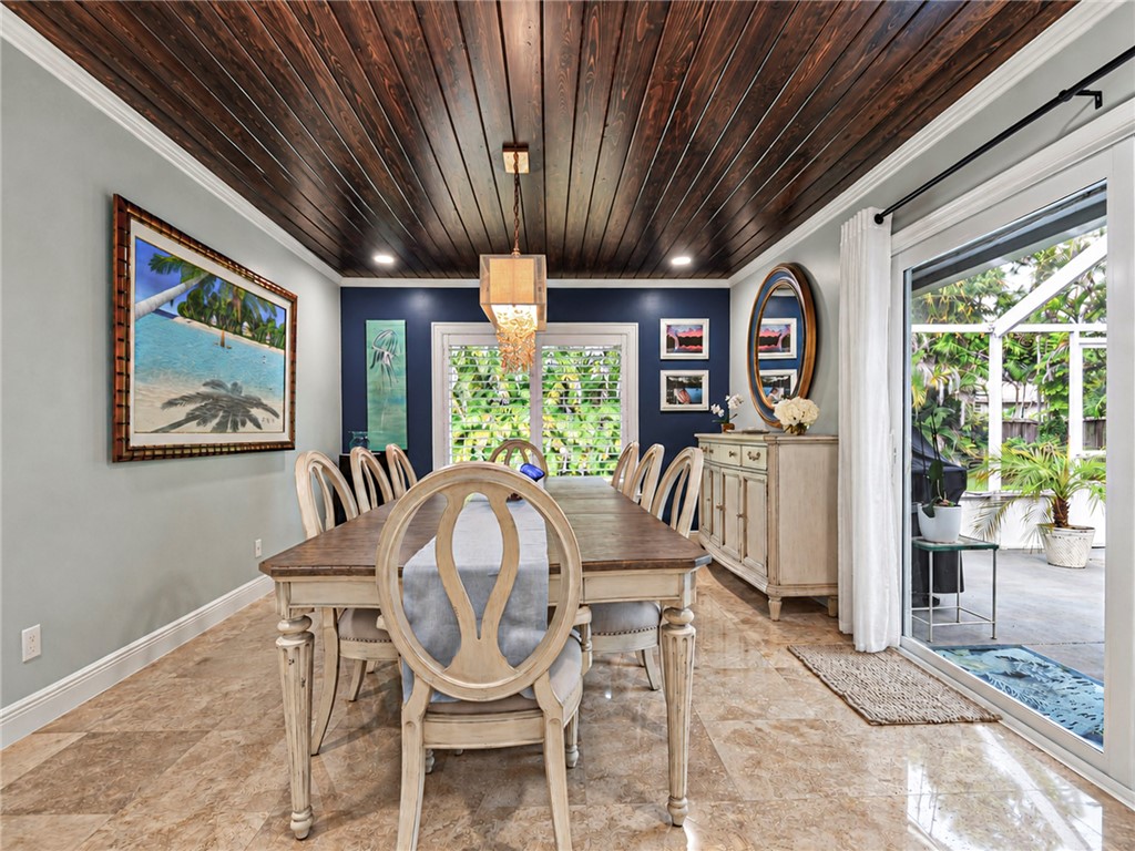 215 8th Terrace