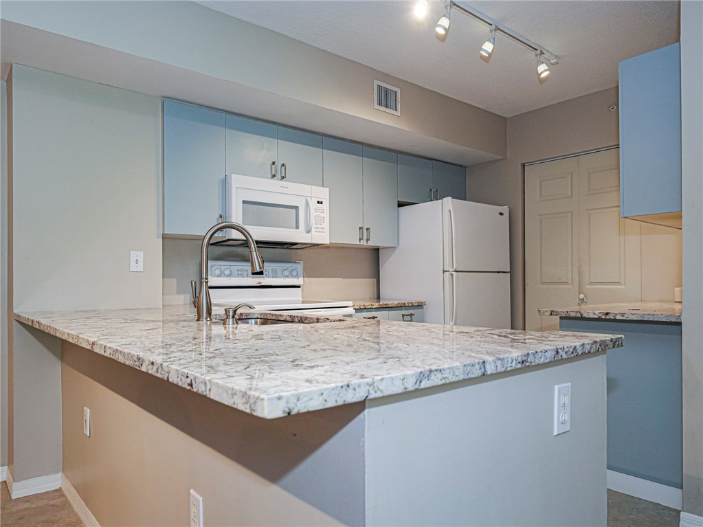 1550 S 42nd Circle 112