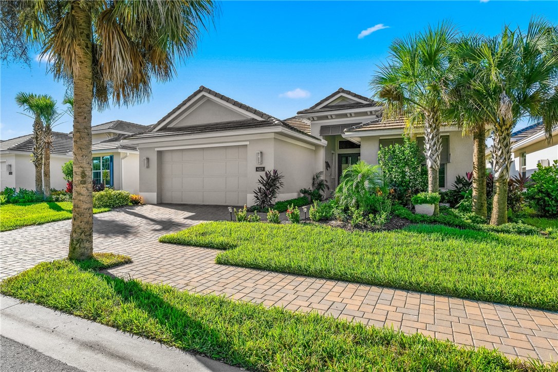 4127 Lucaya Pointe Way