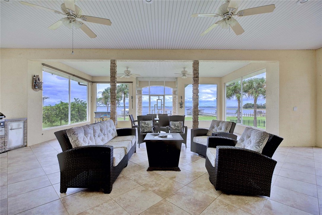 167 S Bear Point Drive