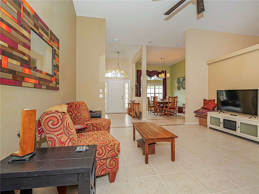 109 39th Drive