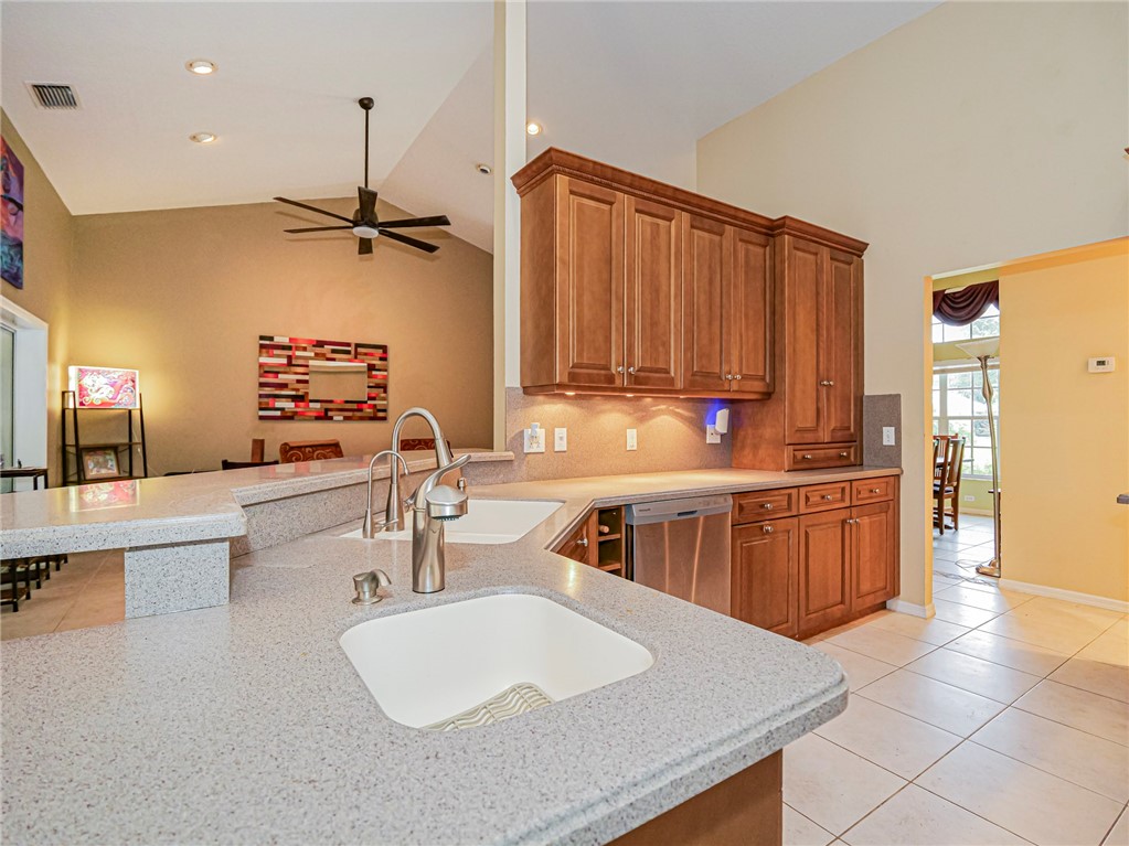 109 39th Drive