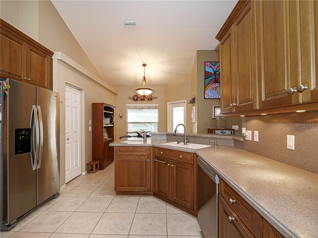 109 39th Drive
