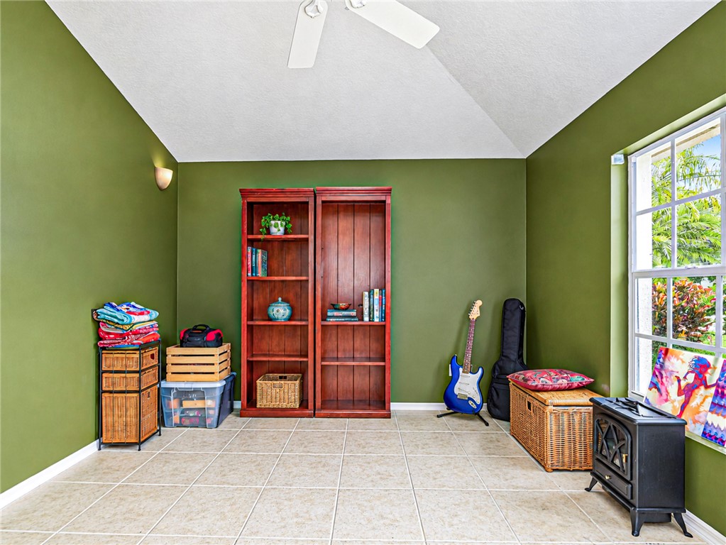 109 39th Drive