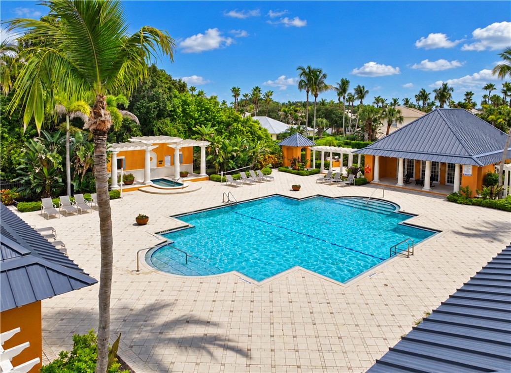 2534 Saint Lucia Circle