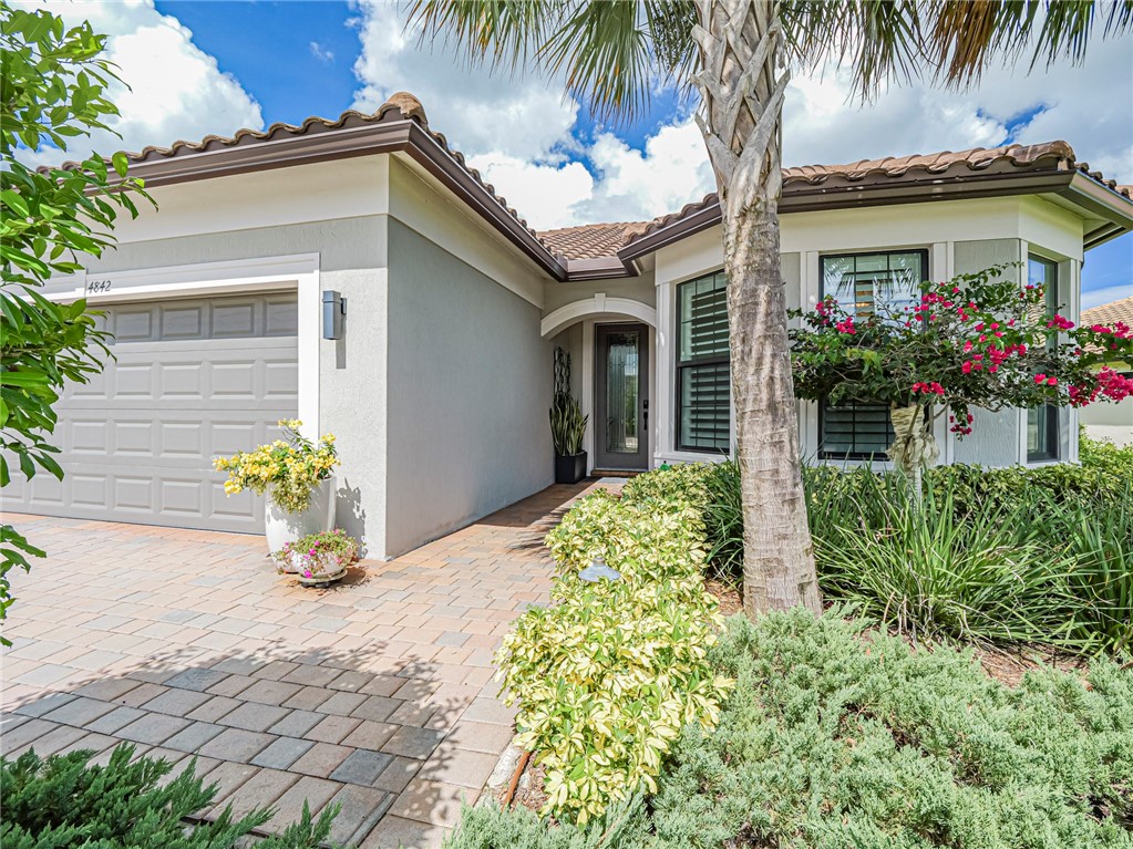 4842 Overton Circle