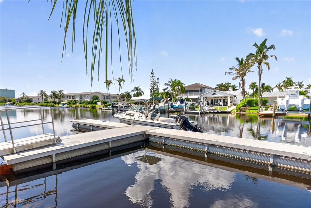 1875 Cobia Drive F206