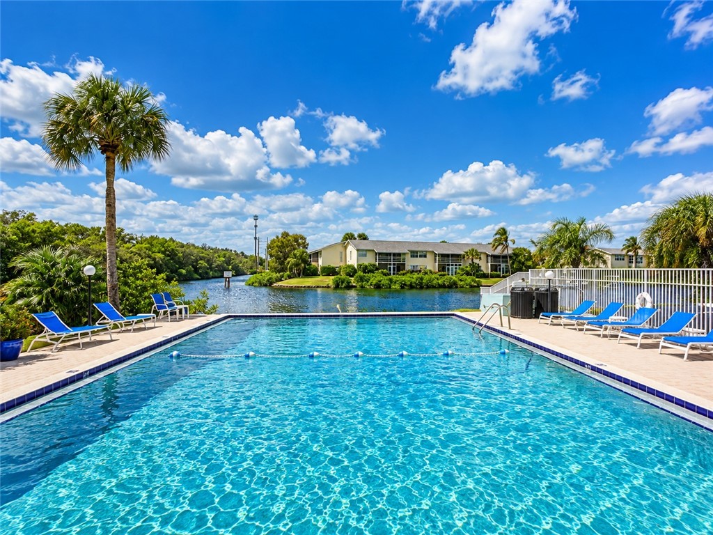 1875 Cobia Drive F206