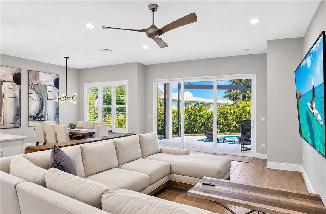 4886 Arabella Circle