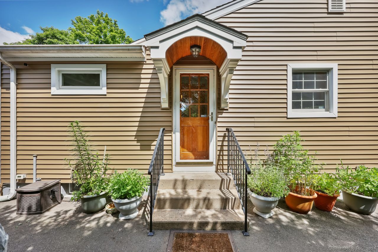257 Bennett Street