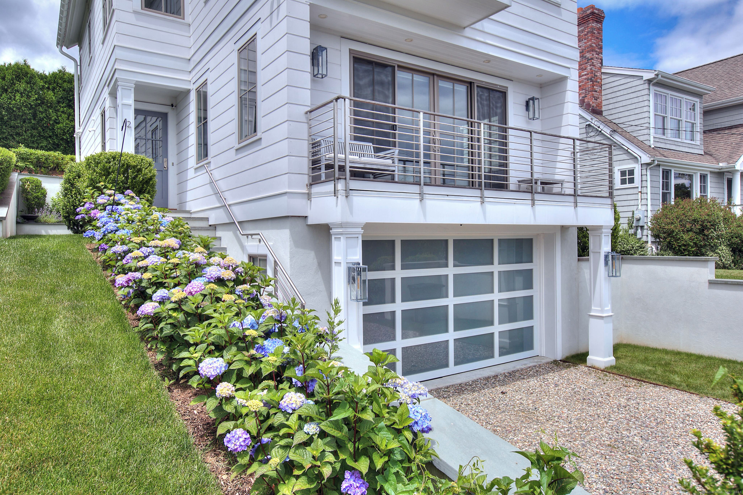 12 Sterling Drive