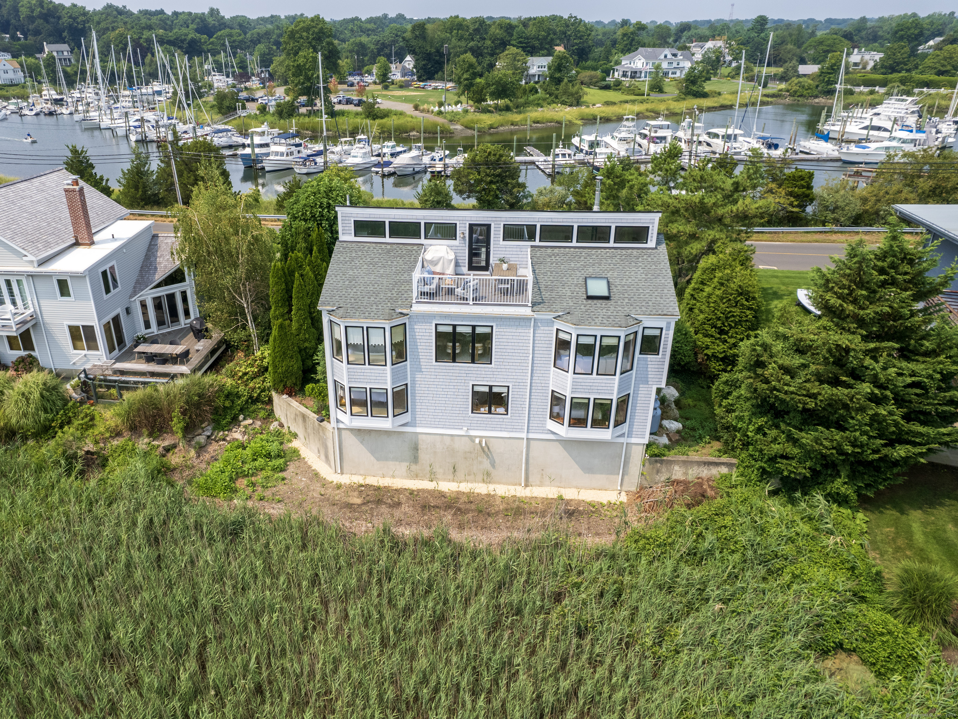 26 Harbor Road