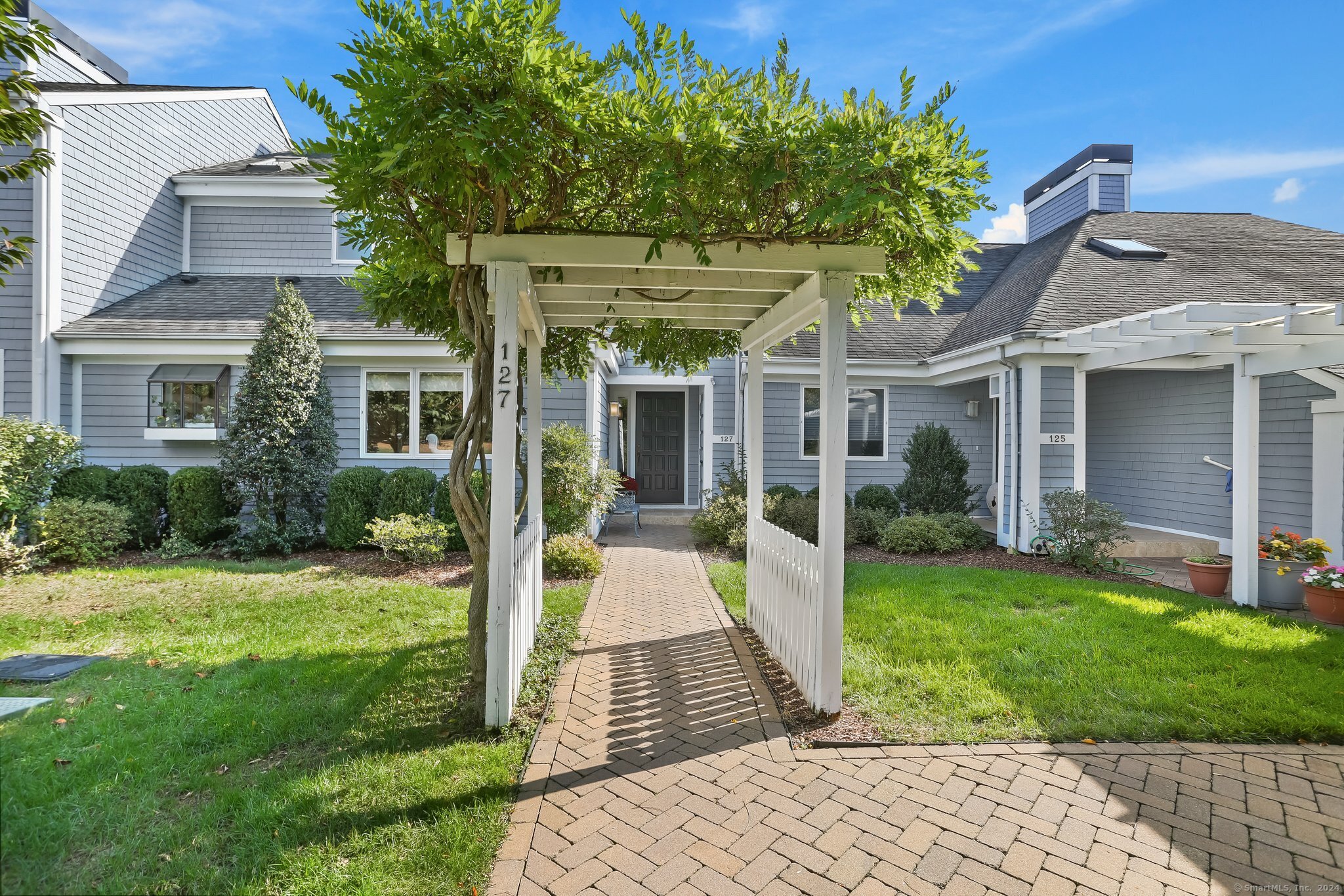 127 Lansdowne 127