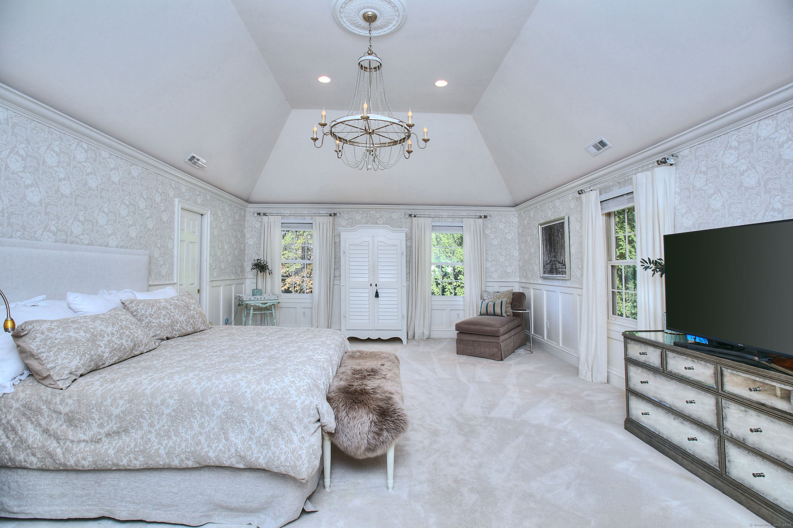 260 Sherwood Farm Road