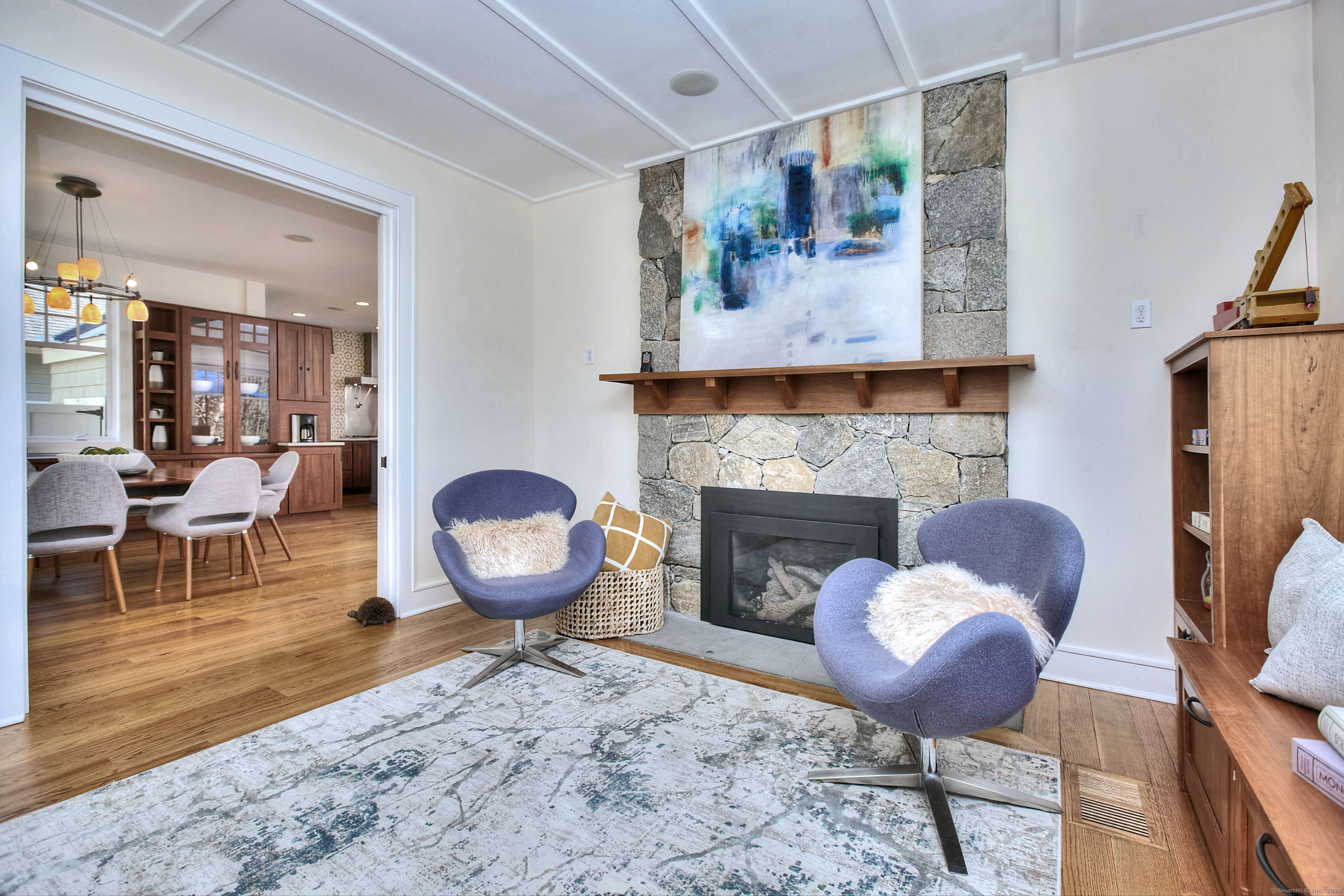 4 Deepwood Lane