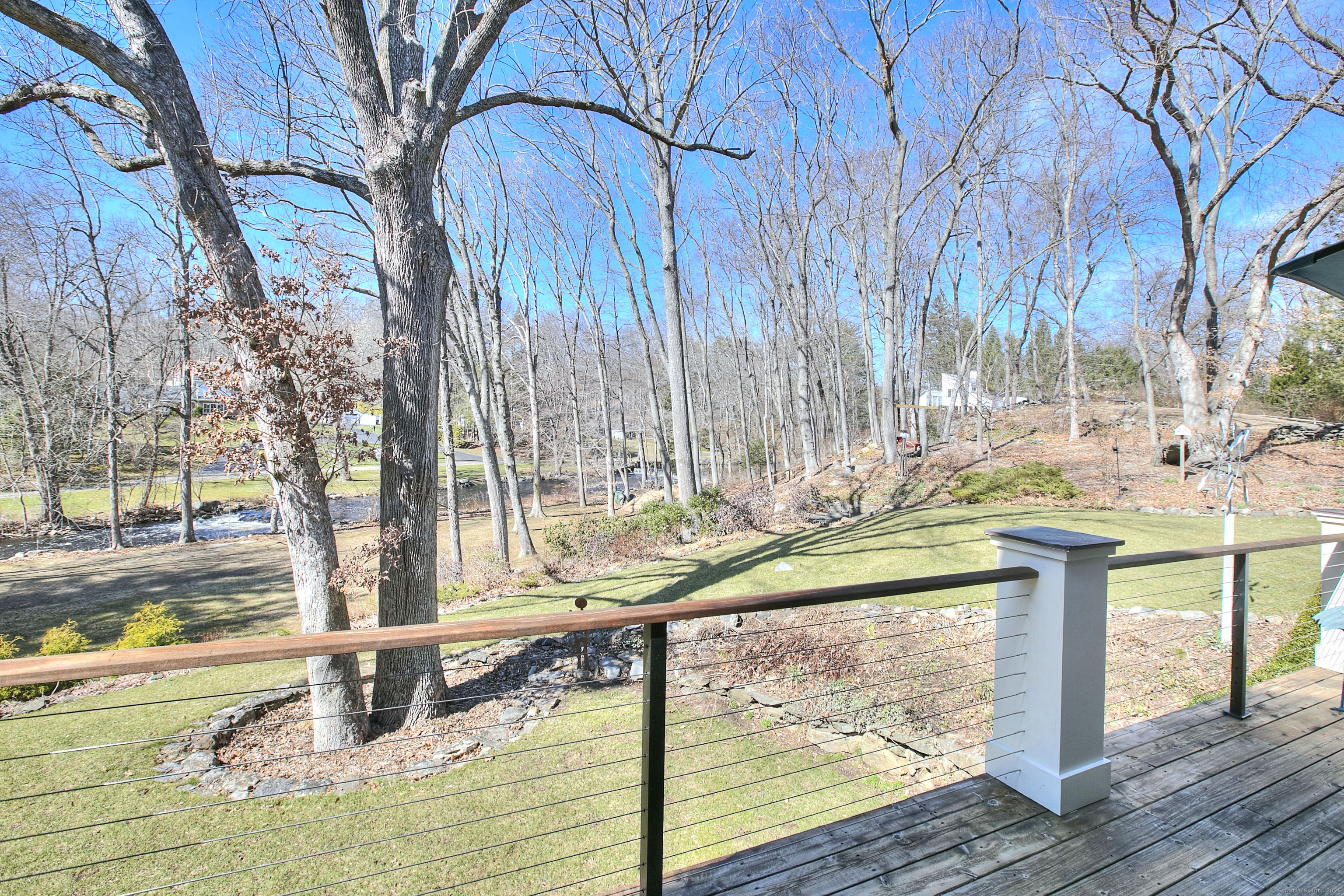 4 Deepwood Lane