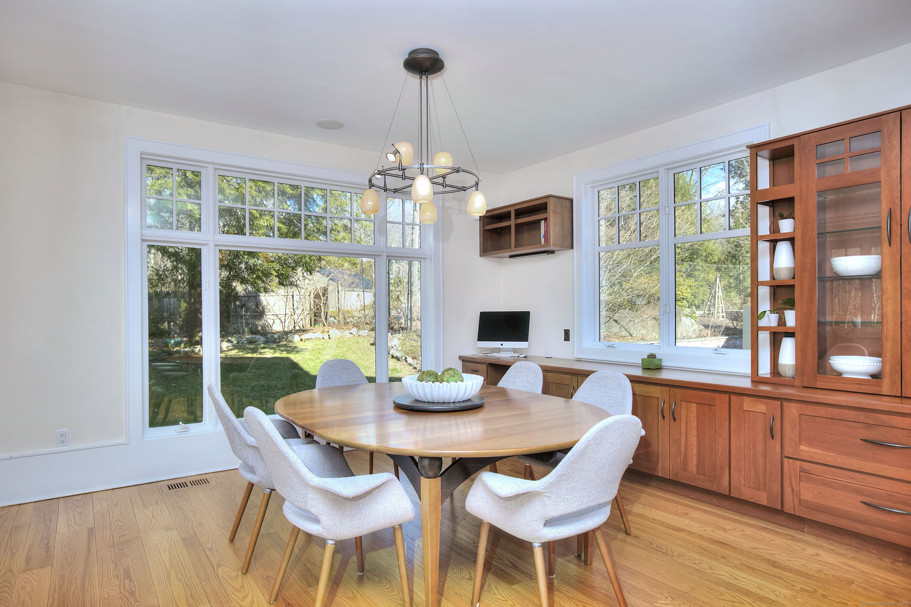 4 Deepwood Lane