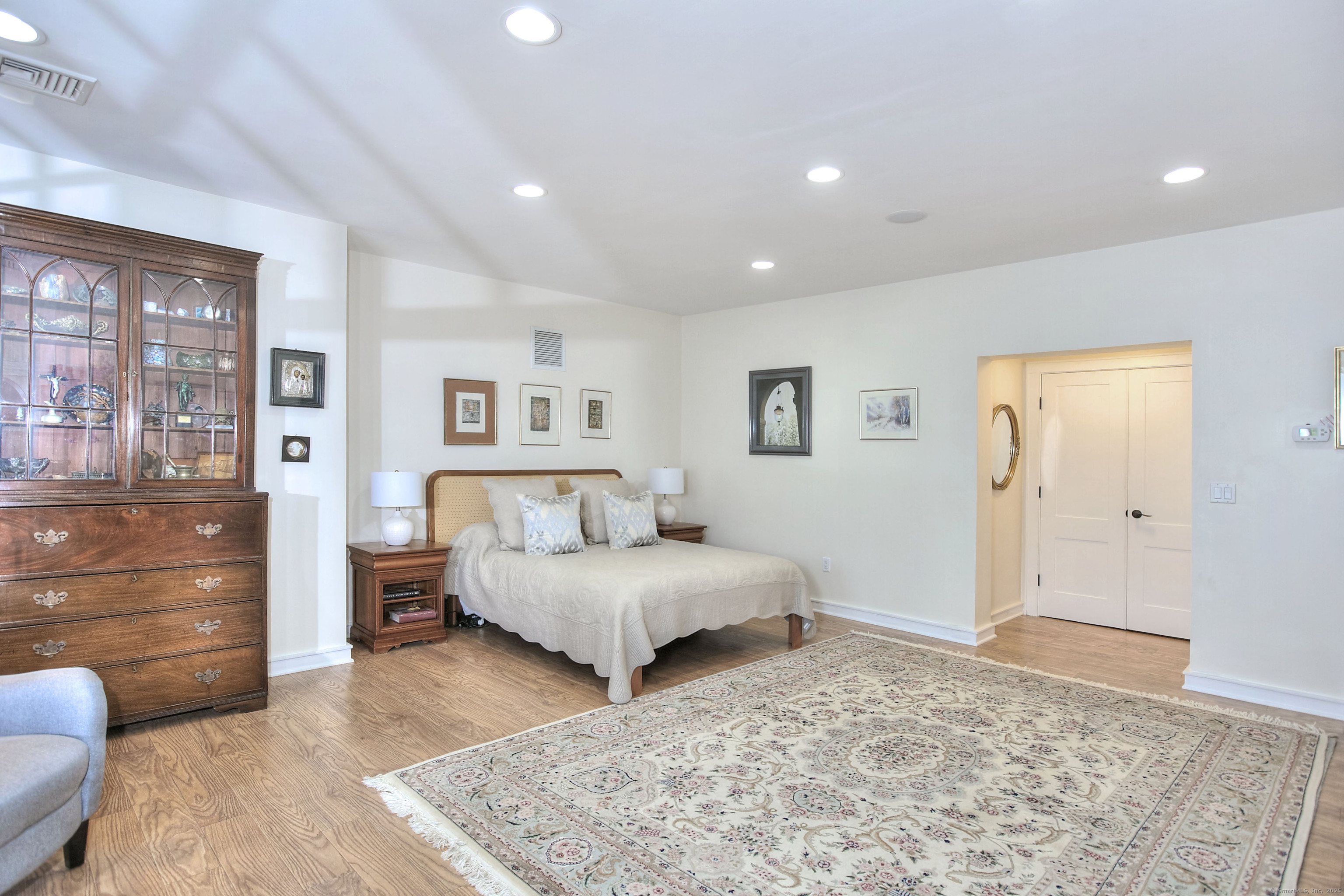 4 Deepwood Lane