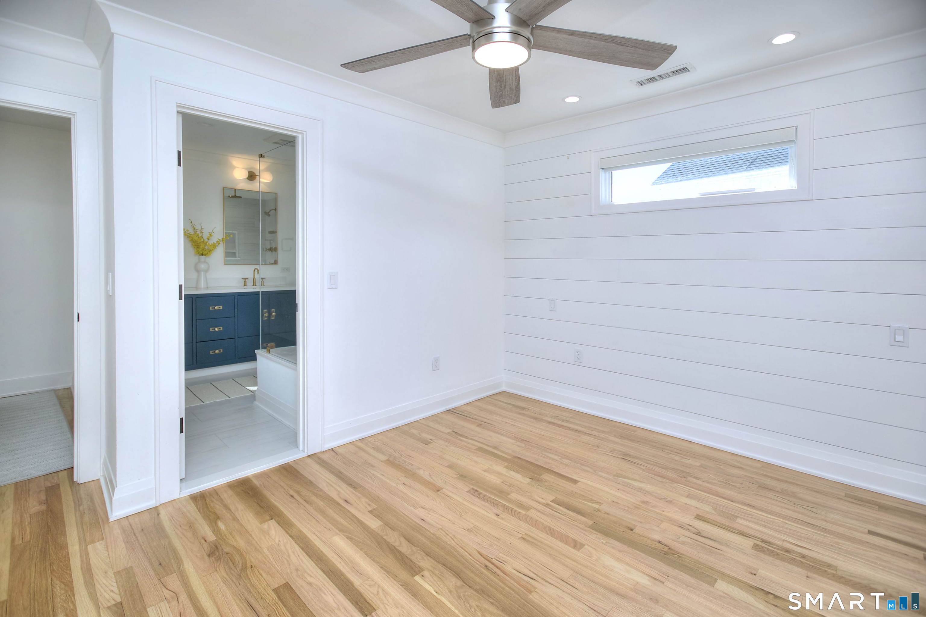 1 Sunrise Road Unit: B