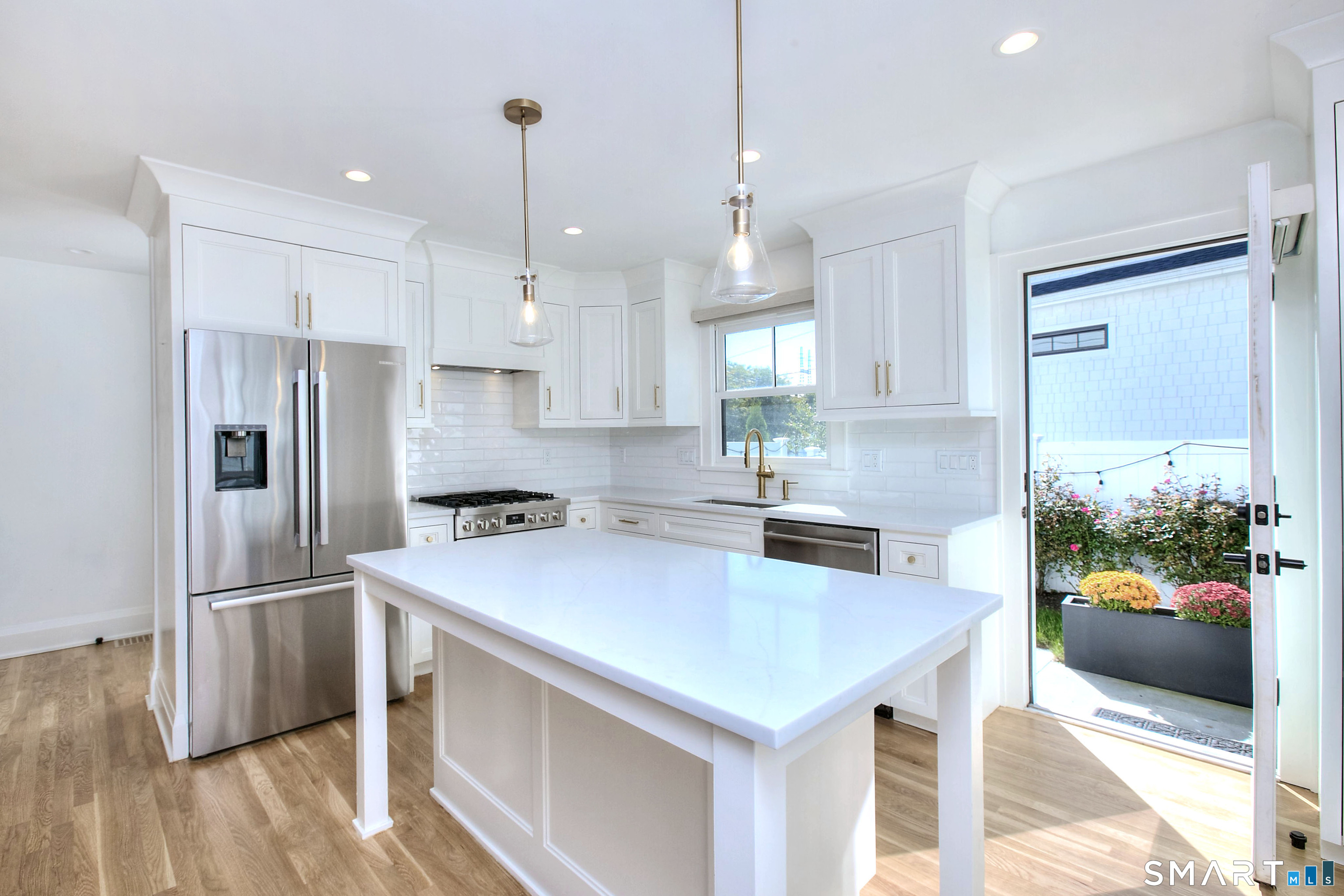 1 Sunrise Road Unit: B