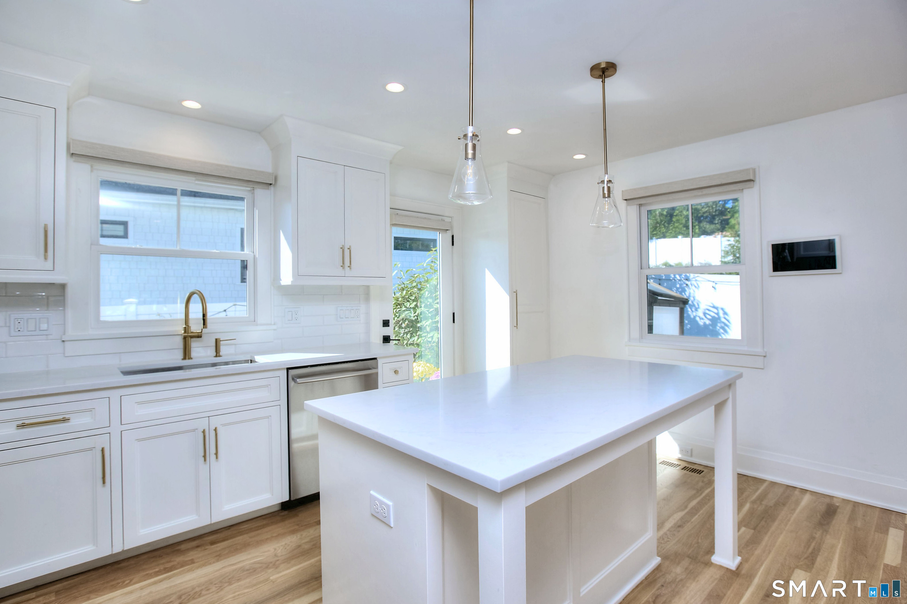 1 Sunrise Road Unit: B