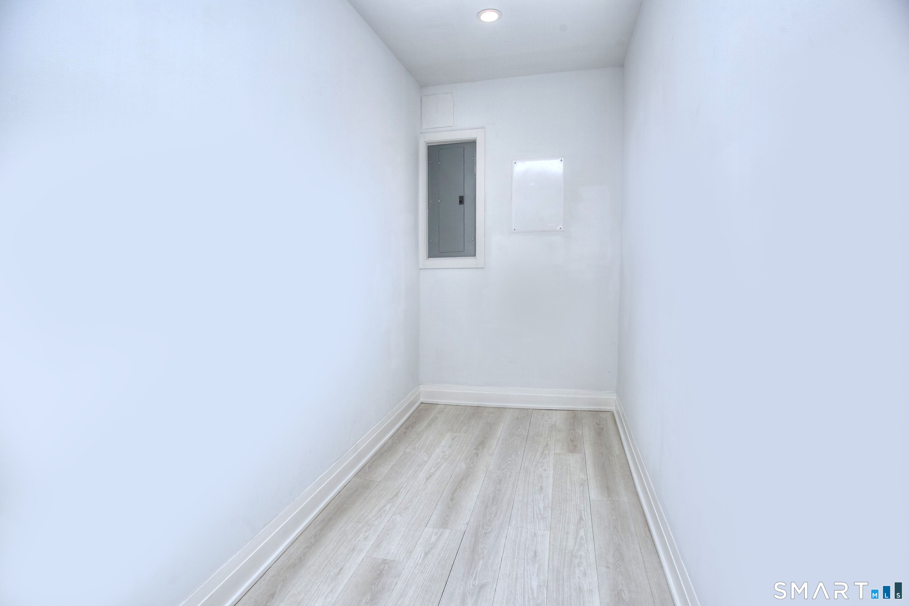 1 Sunrise Road Unit: B