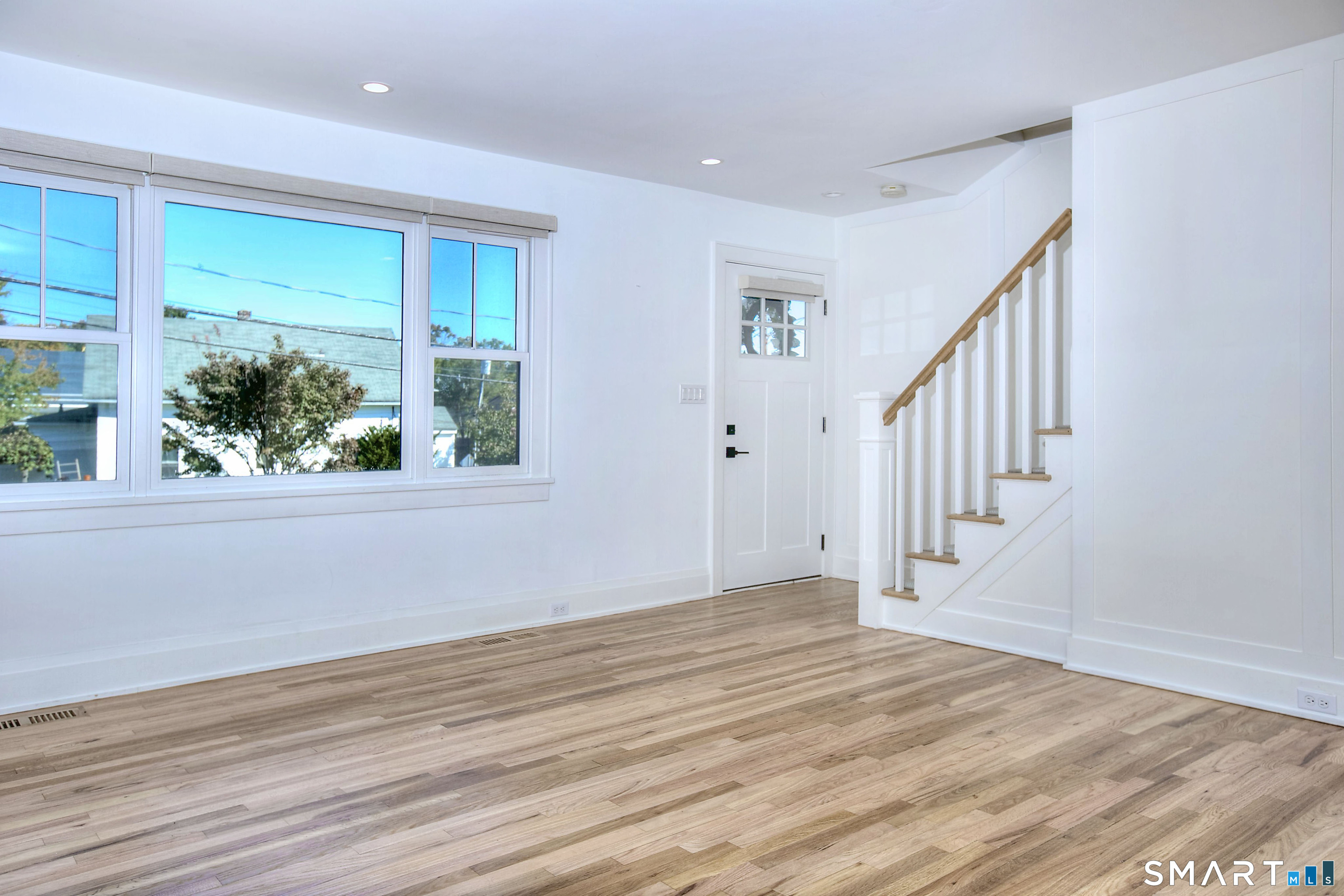 1 Sunrise Road Unit: B