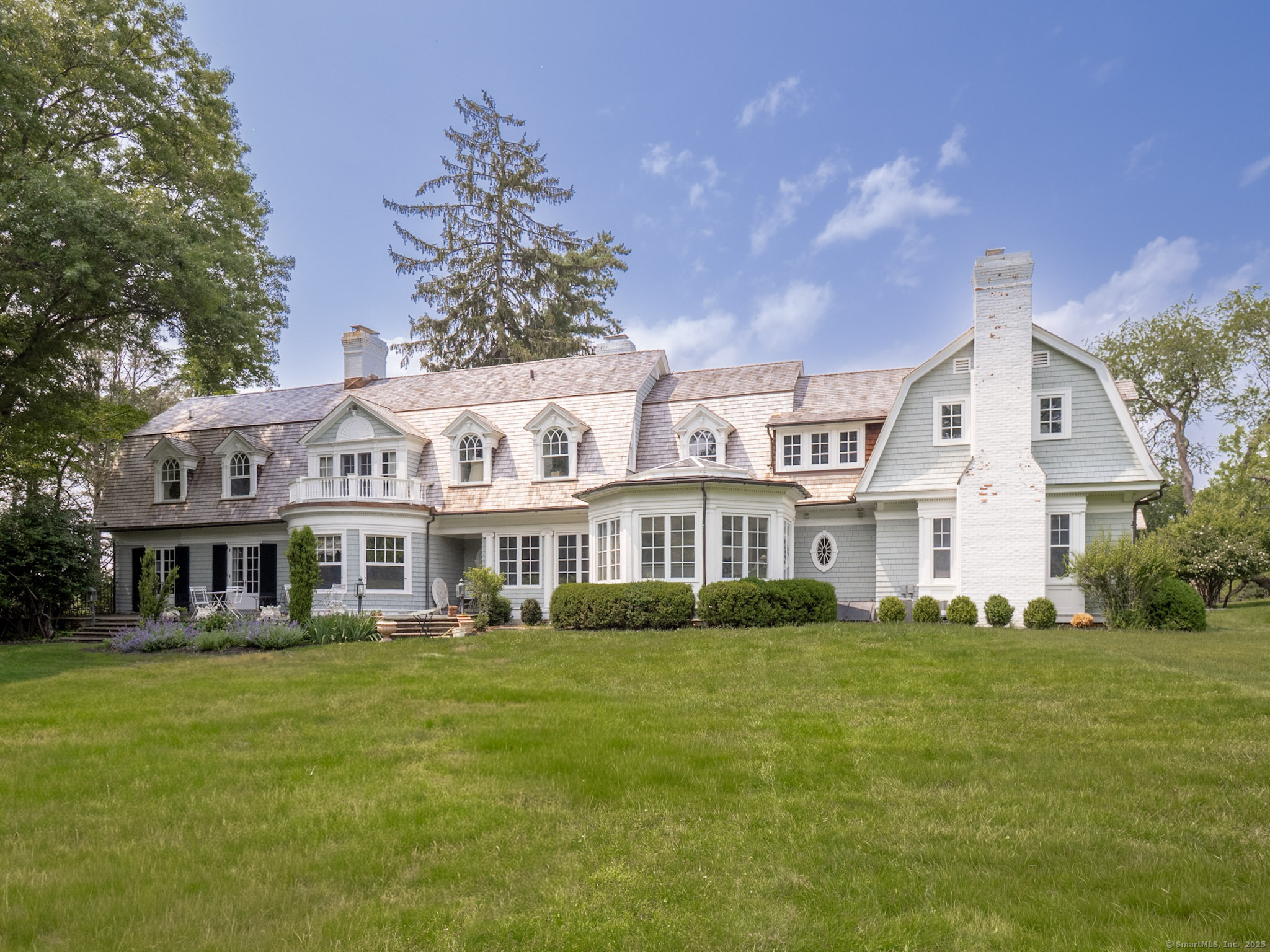 221 Greens Farms Road