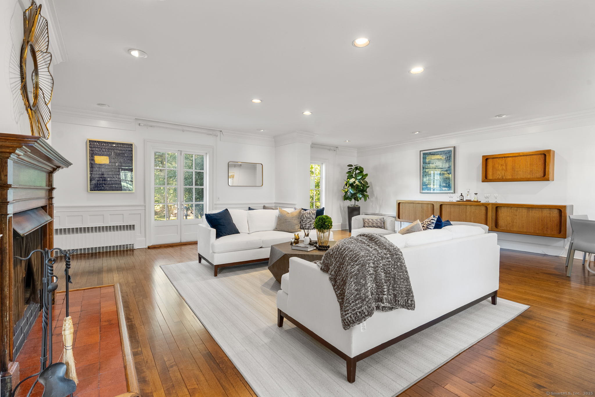 221 Greens Farms Road