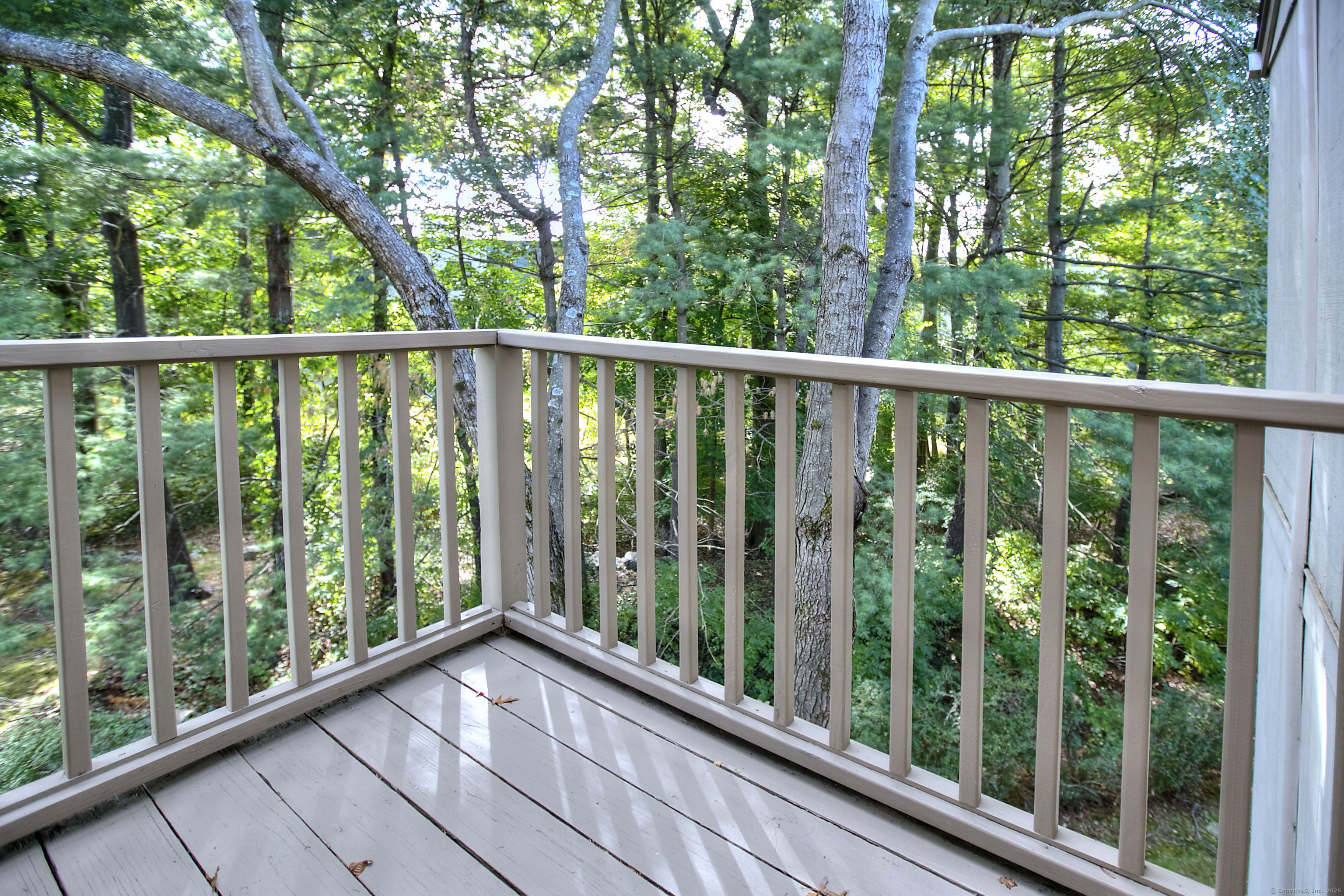 100 Wolfpit Avenue 17