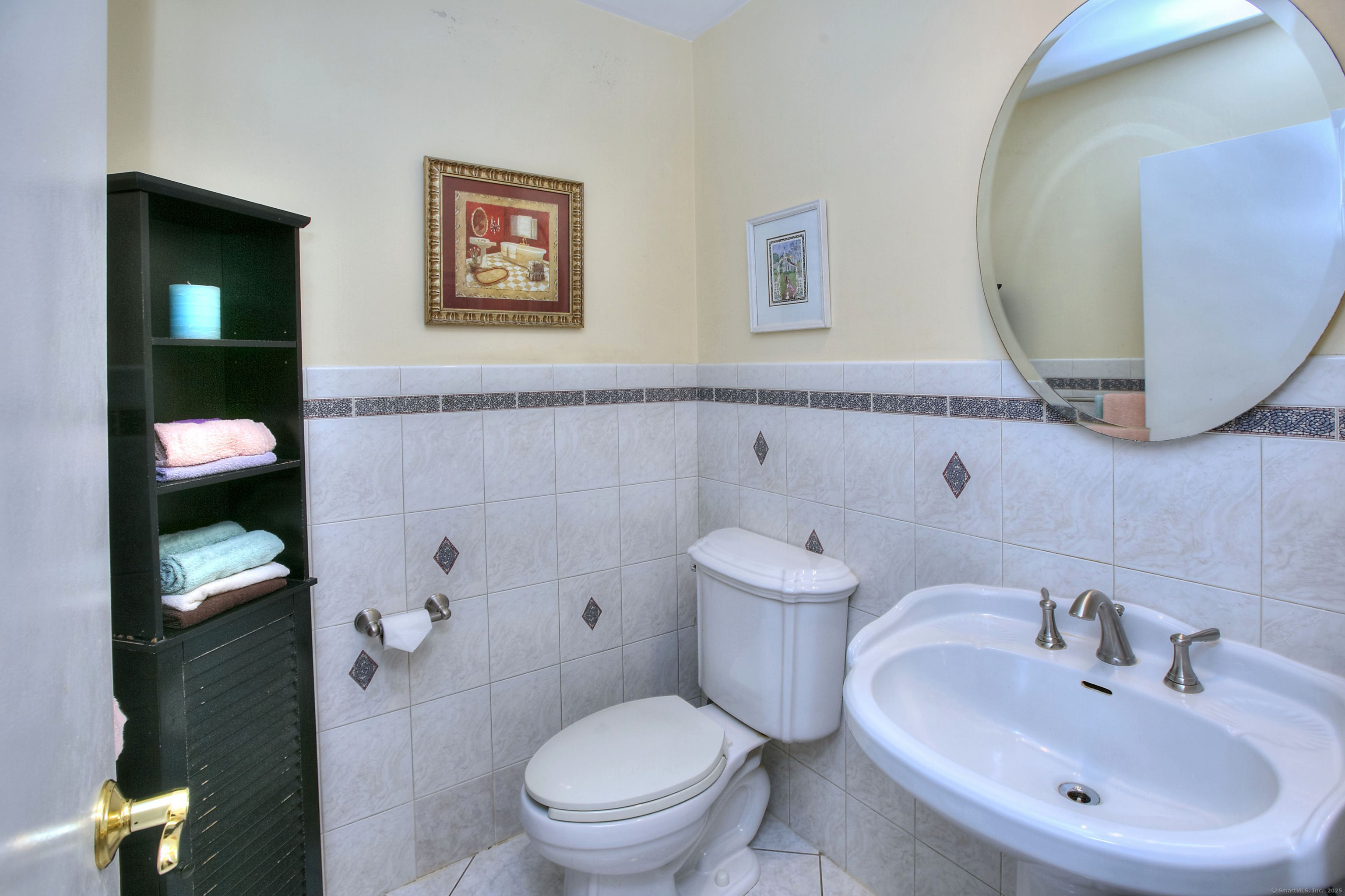 100 Wolfpit Avenue 17