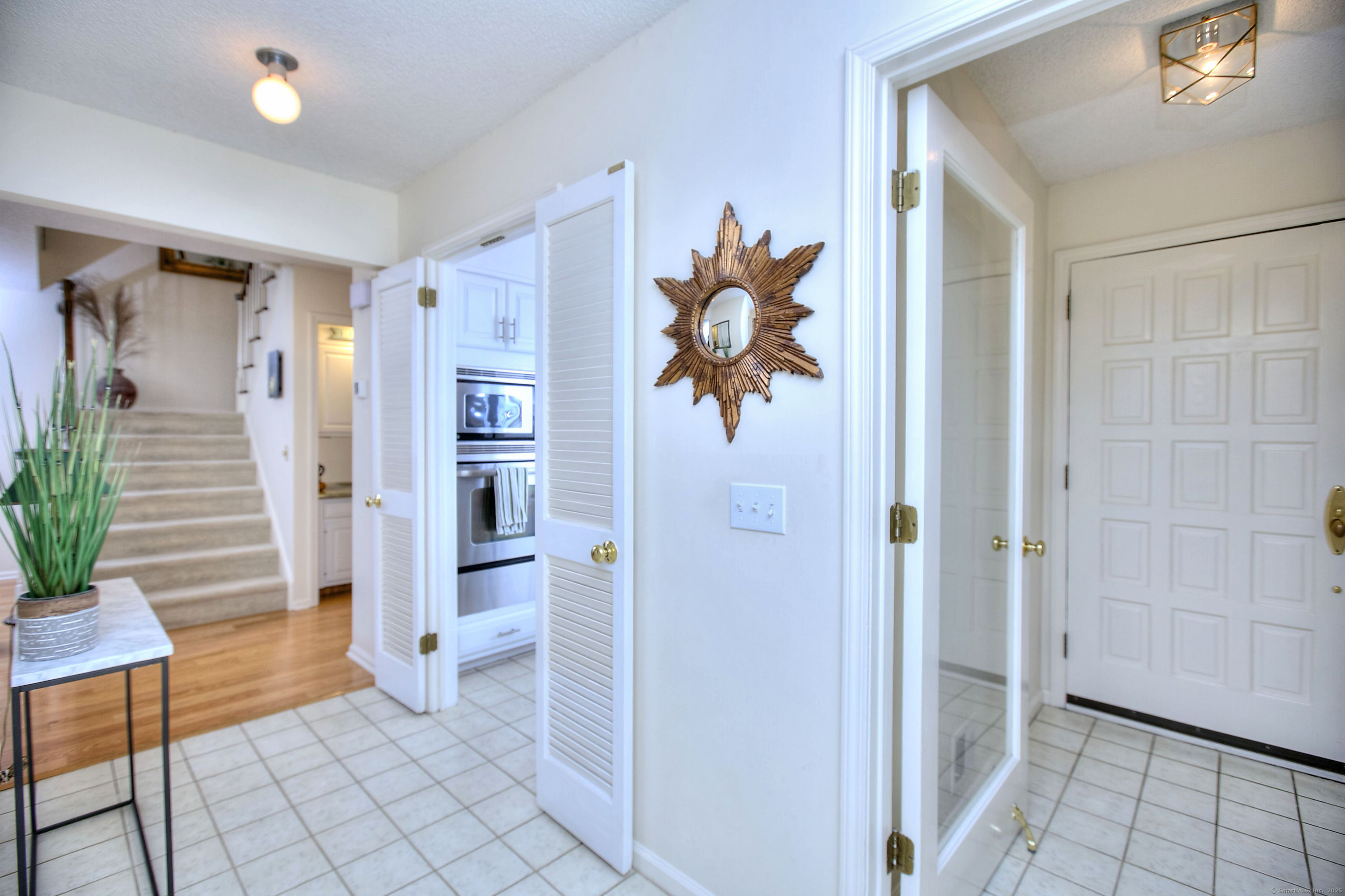 220 Lansdowne 220