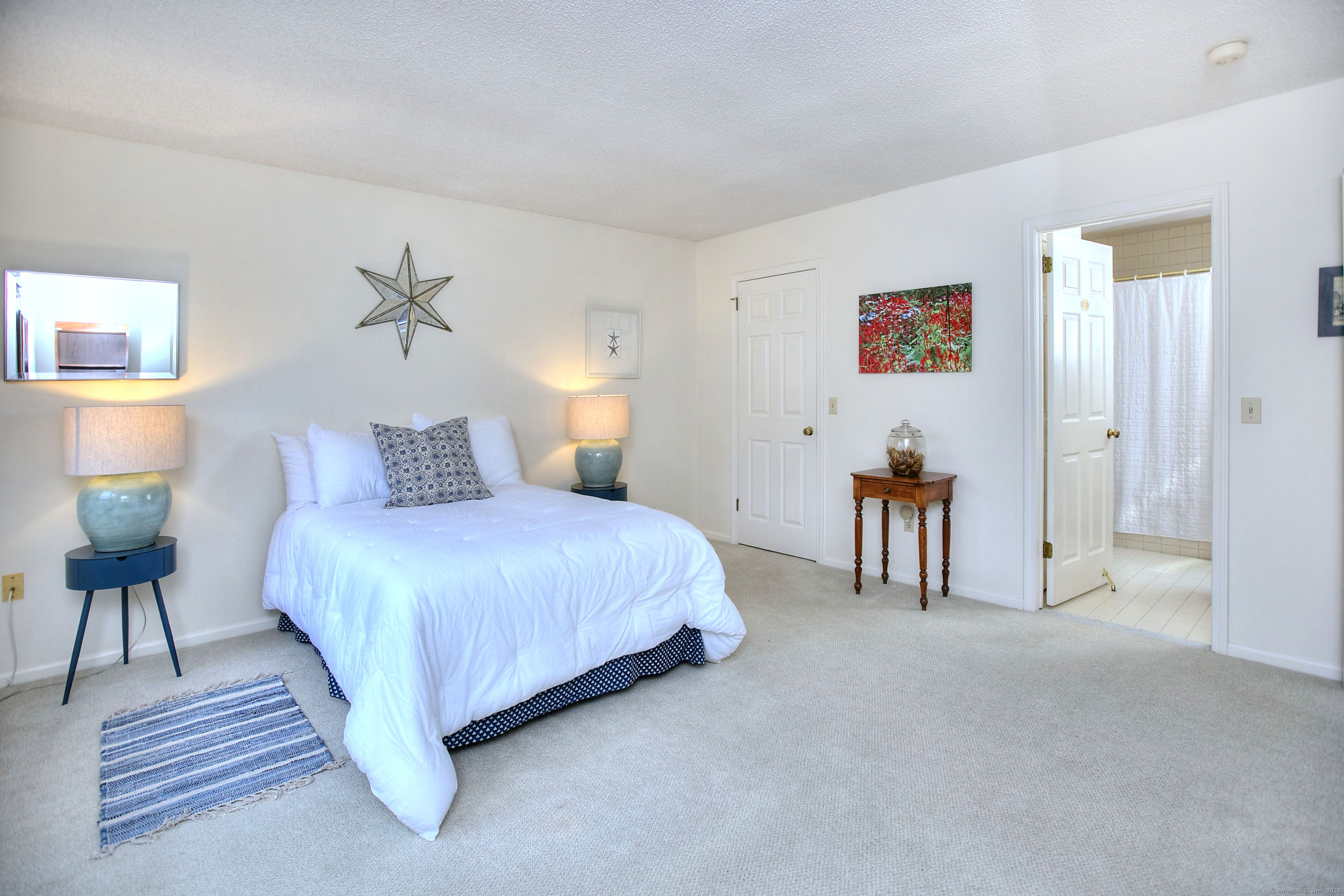 220 Lansdowne 220