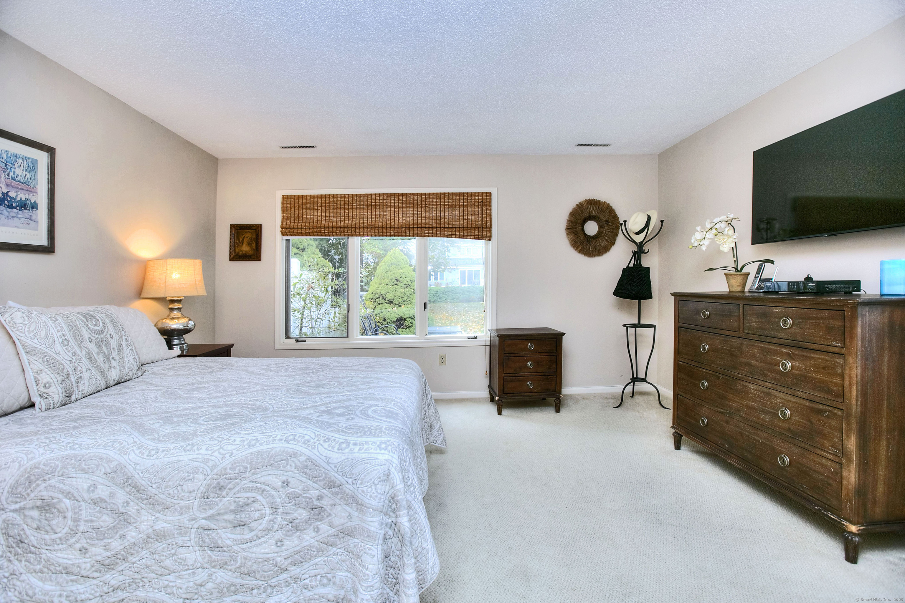 220 Lansdowne 220