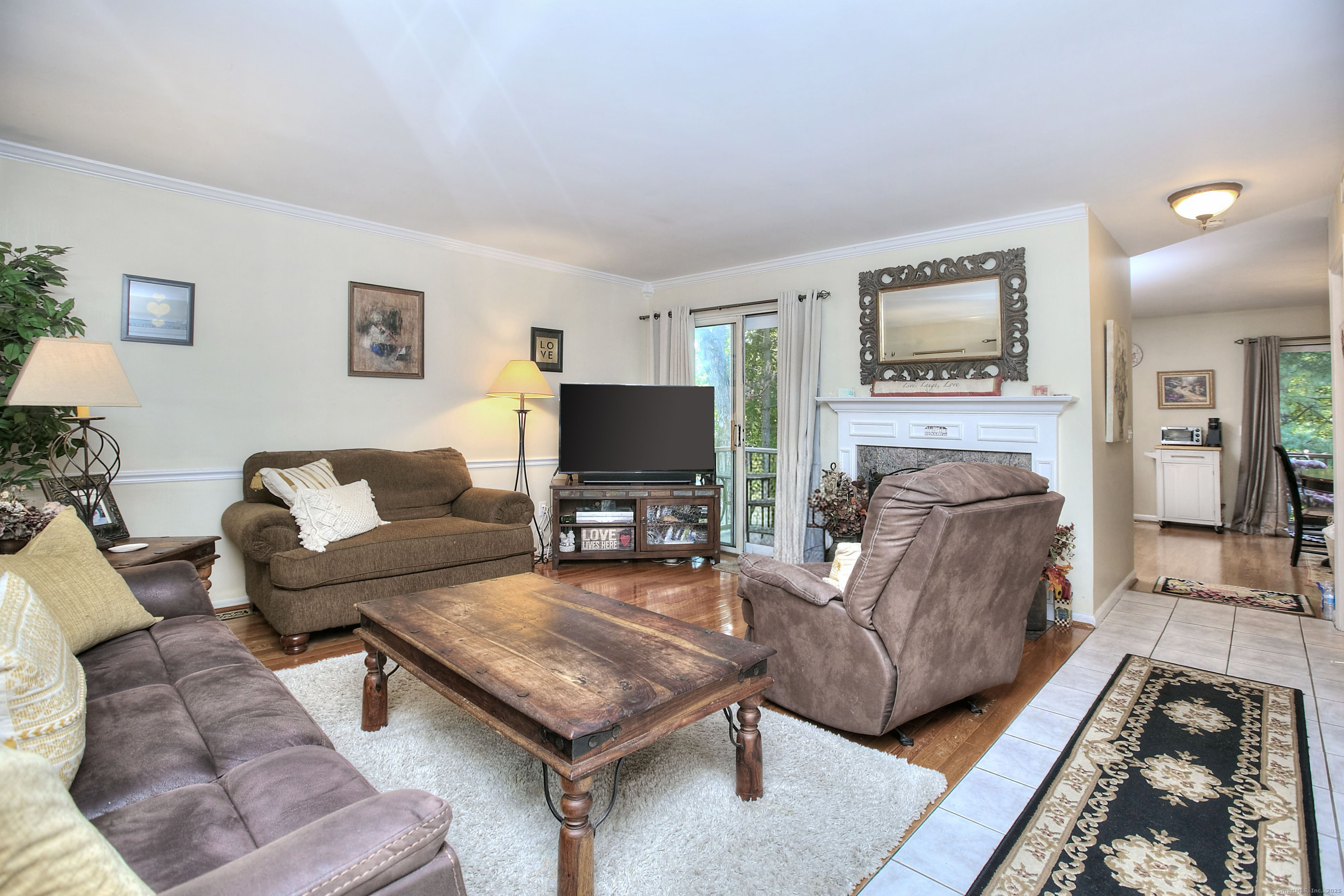 100 Wolfpit Avenue 17