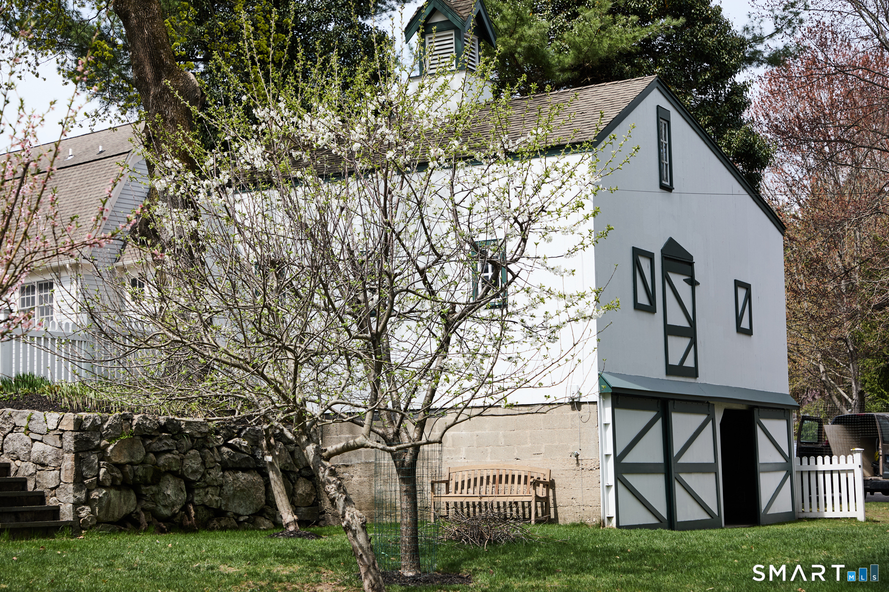 1 Greystone Farm Lane