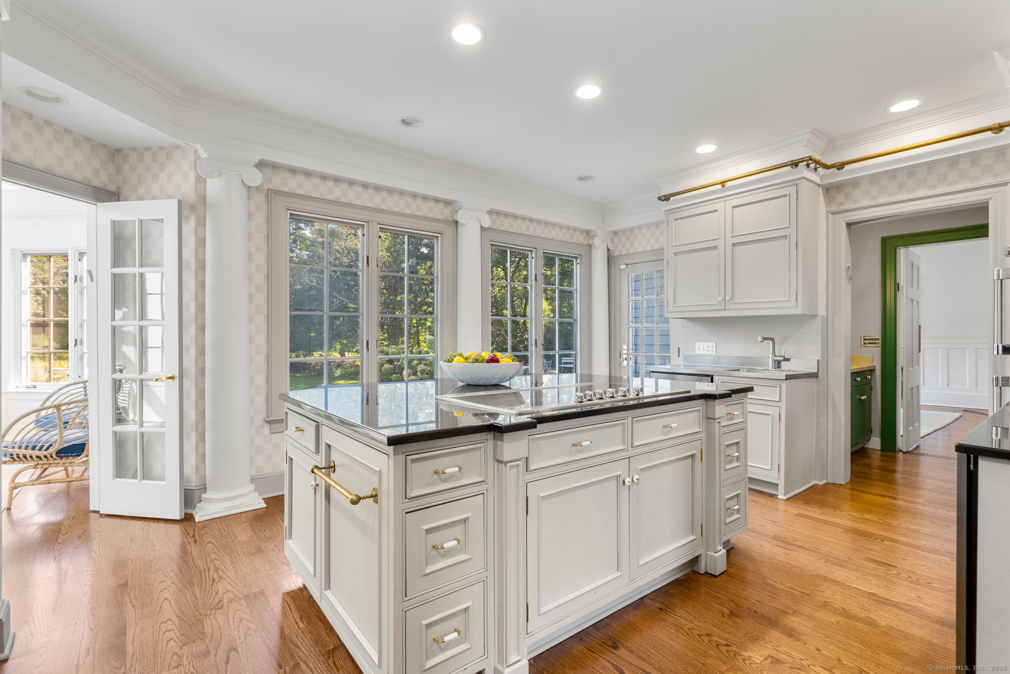 221 Greens Farms Road