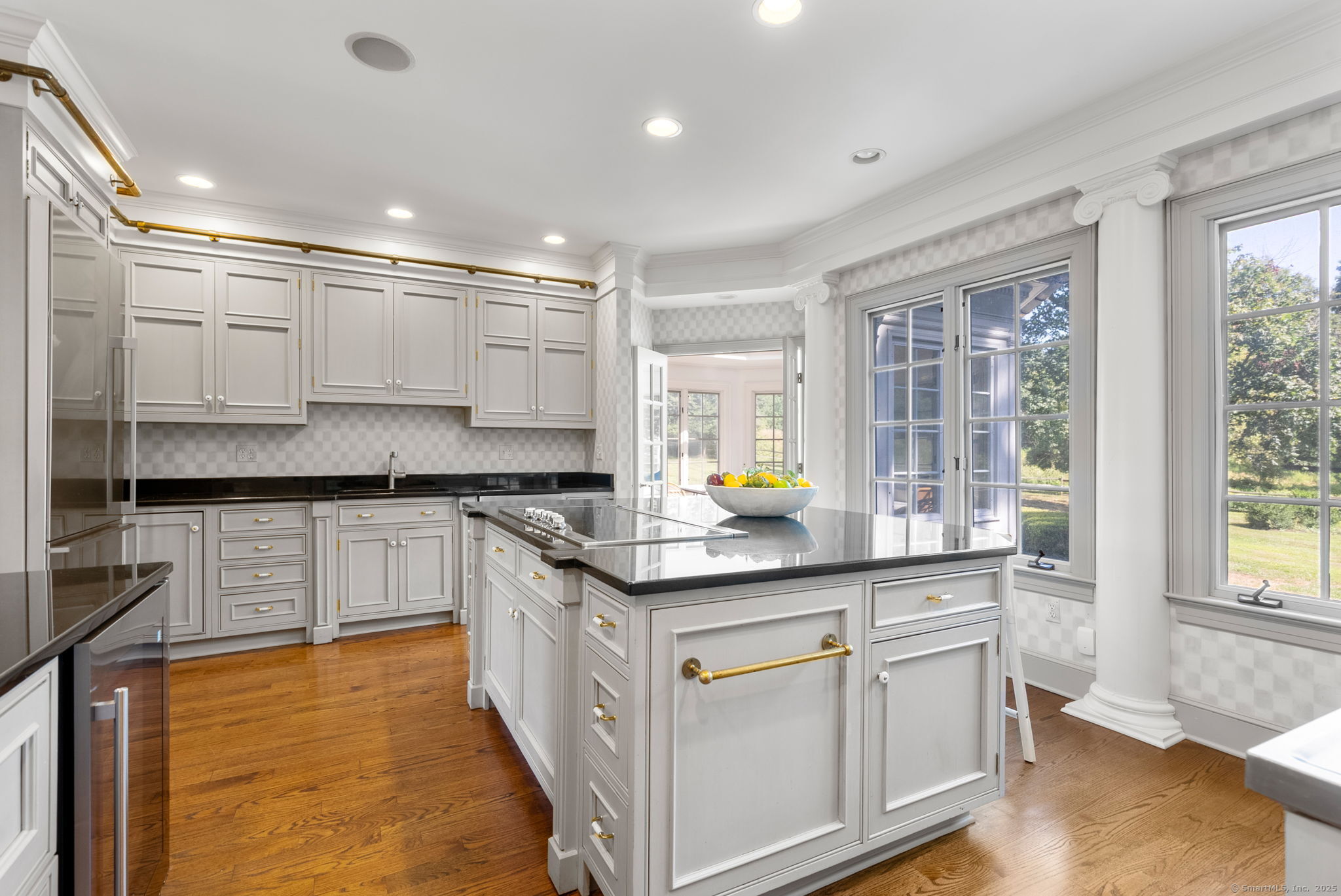 221 Greens Farms Road