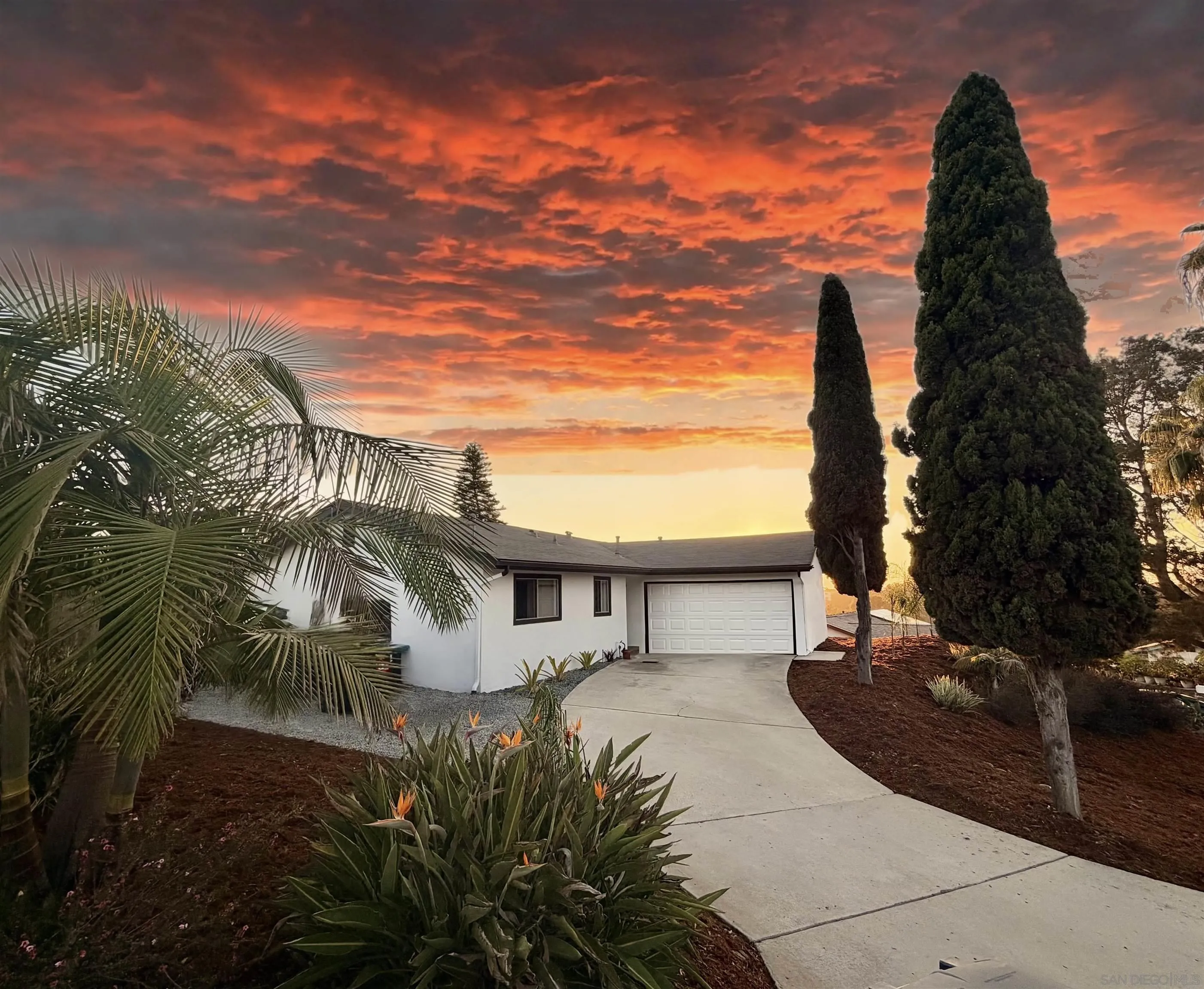 951 Emma Cardiff By The Sea CA