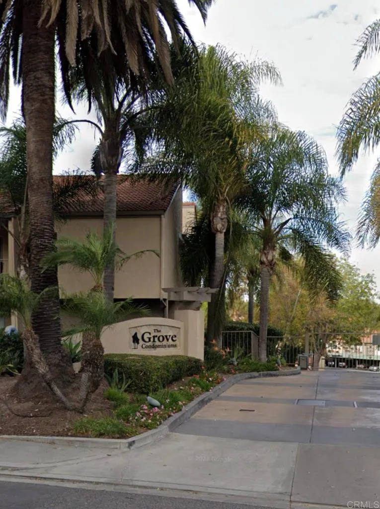 2332 Hosp Way Unit 107