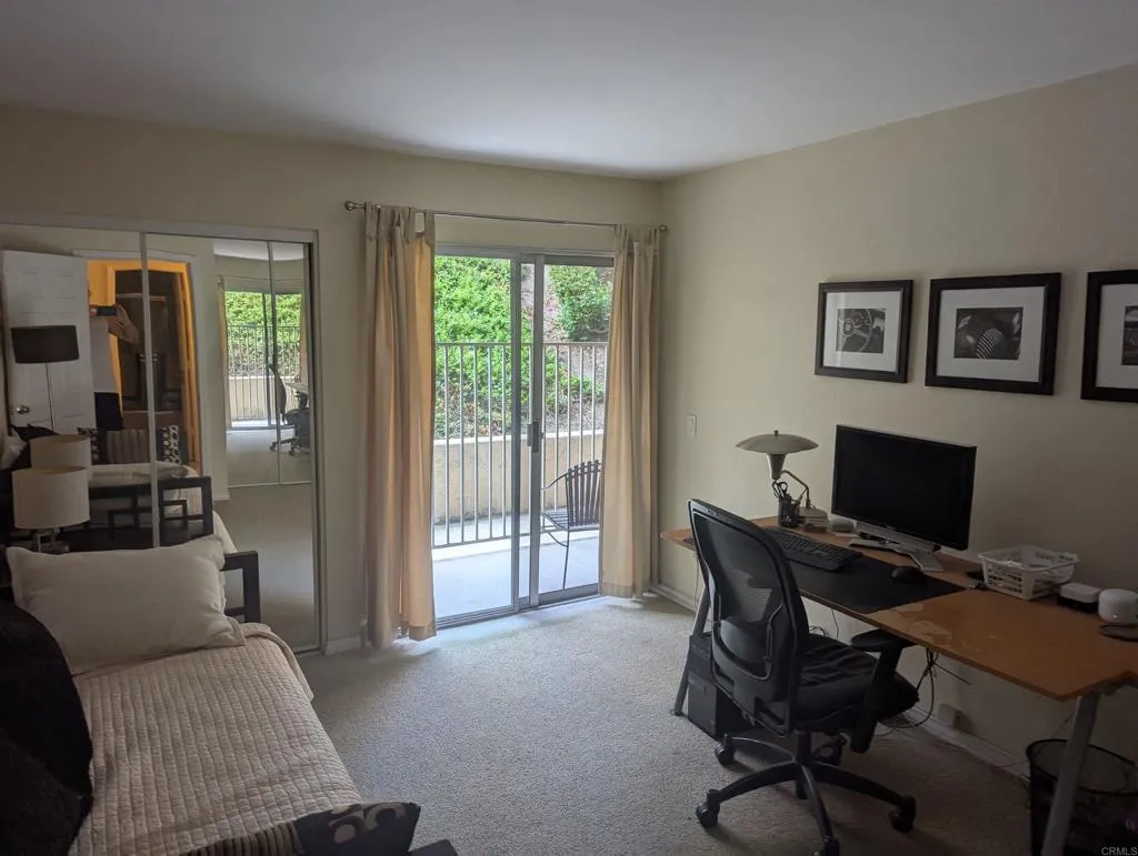 2332 Hosp Way Unit 107