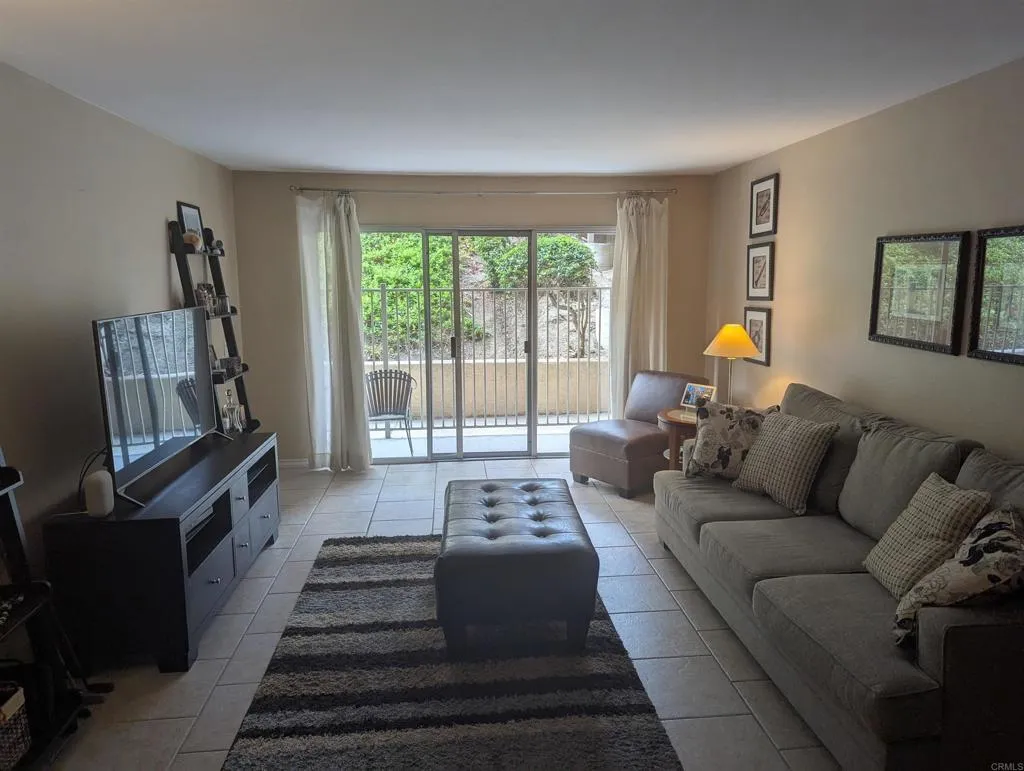 2332 Hosp Way Unit 107