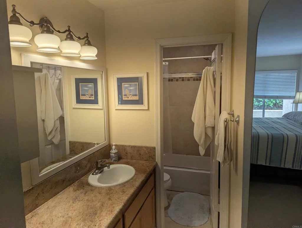 2332 Hosp Way Unit 107
