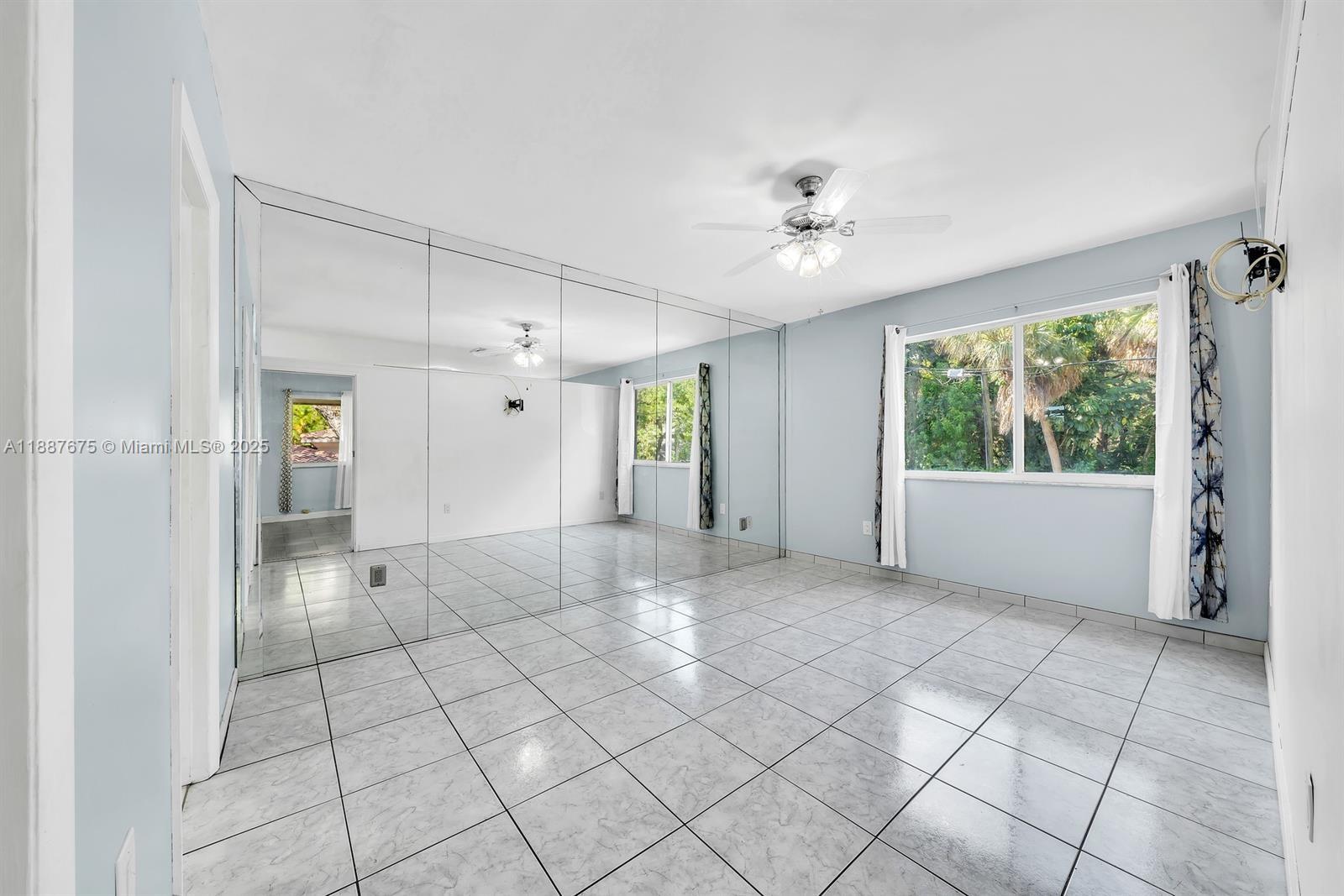 1610 SW 30th Pl # a2