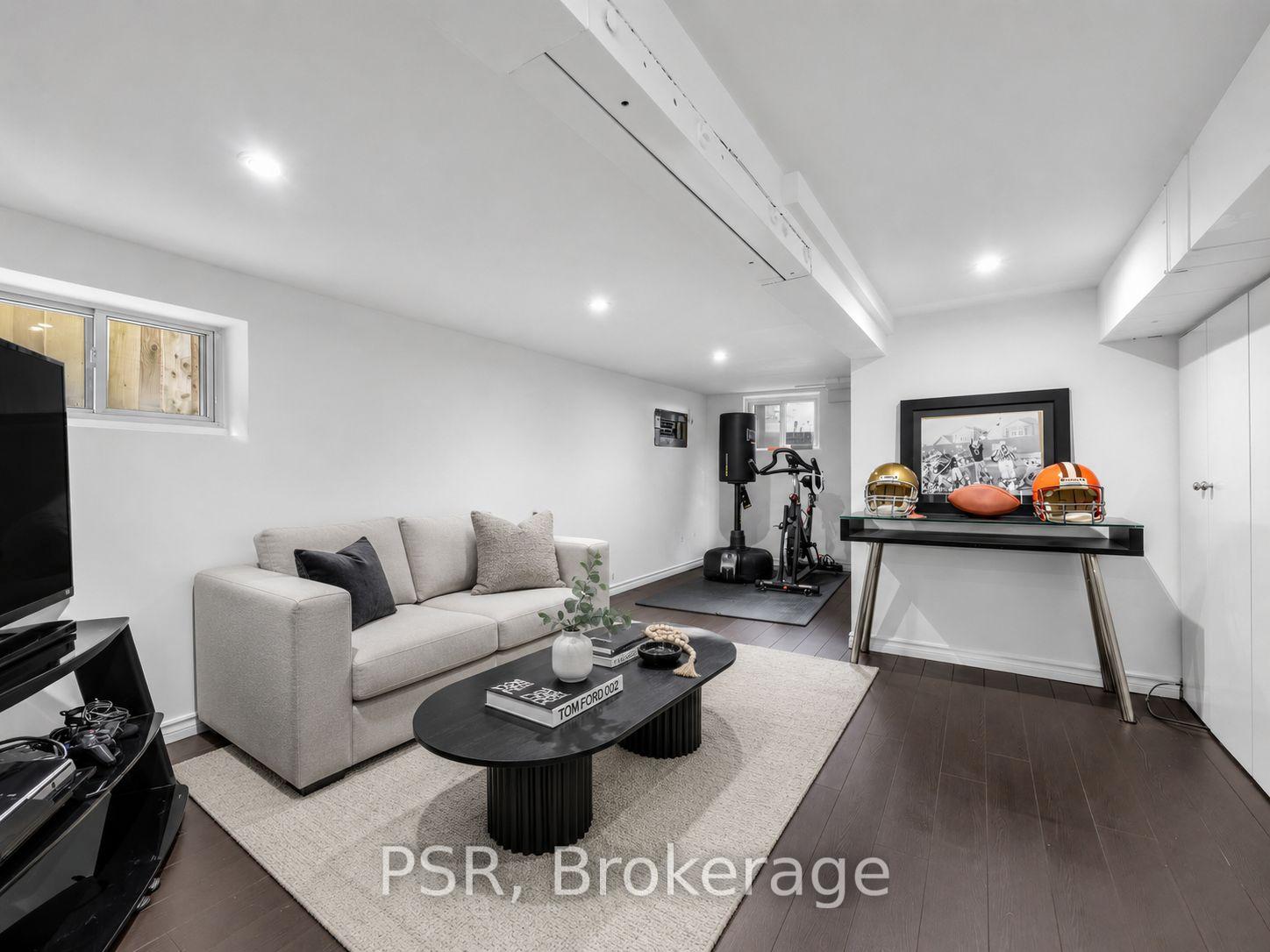 562 Arlington Avenue