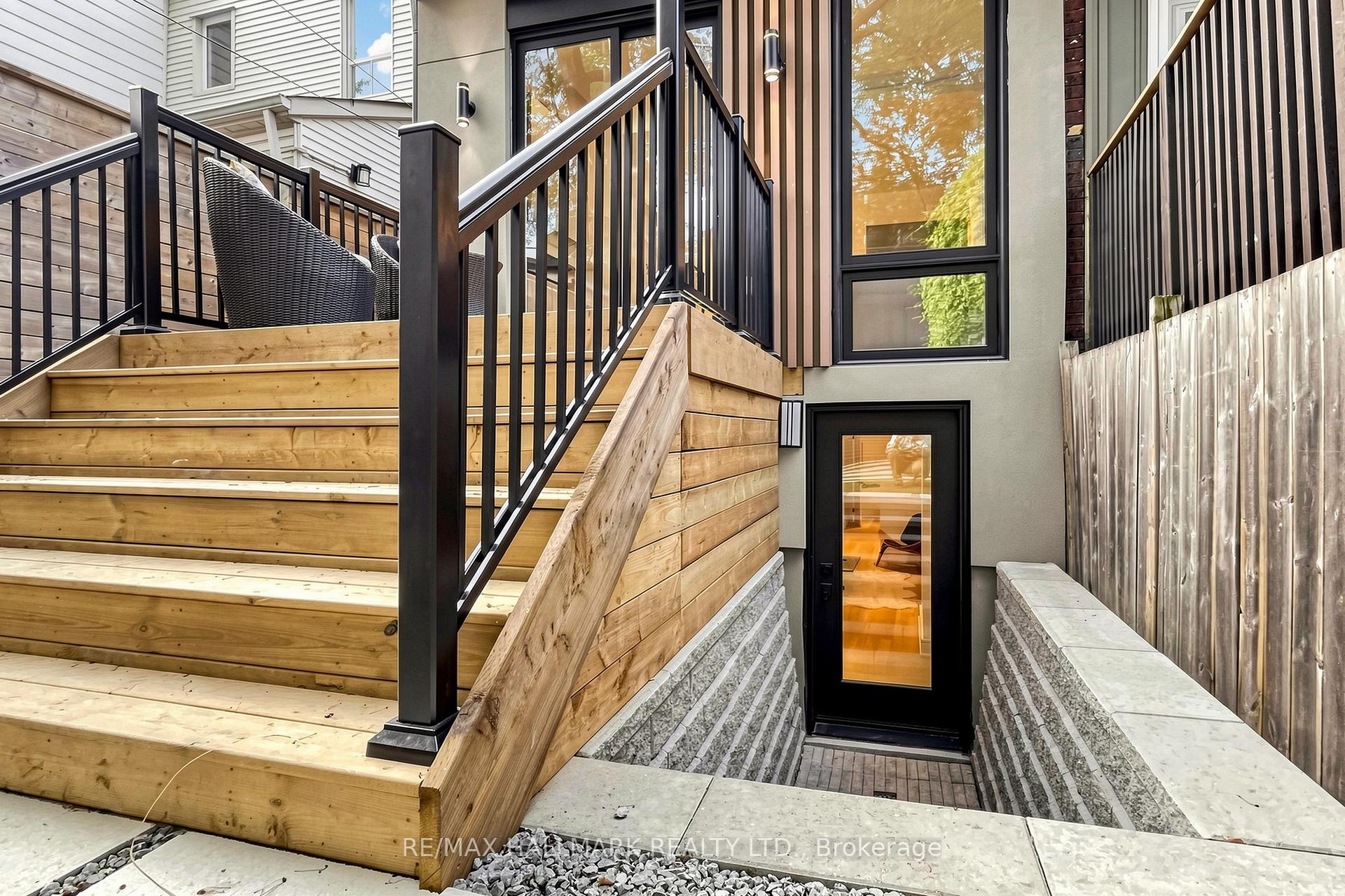207 Victor Avenue