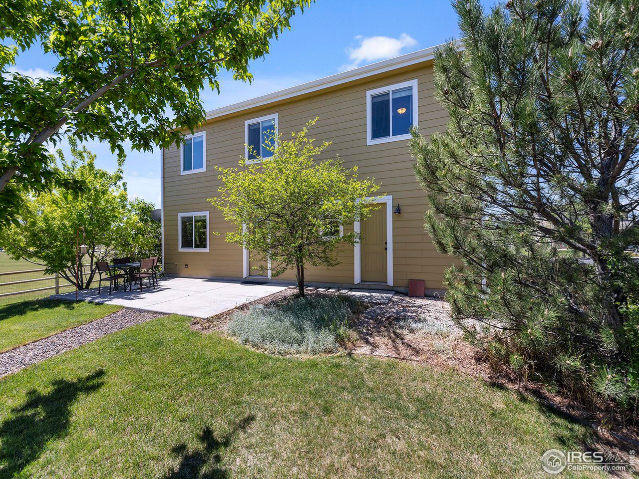 786 Vista Grande Cir