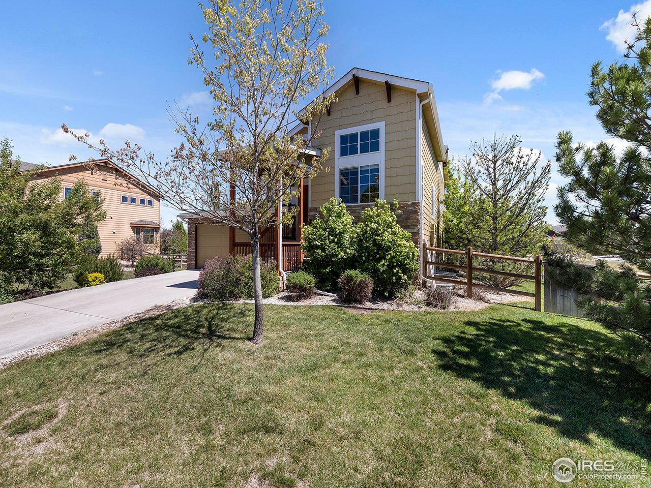 786 Vista Grande Cir