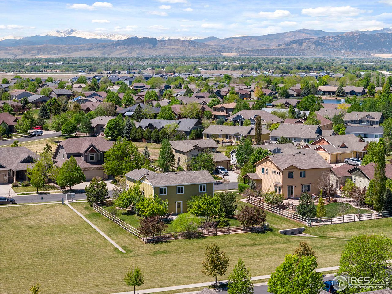 786 Vista Grande Cir